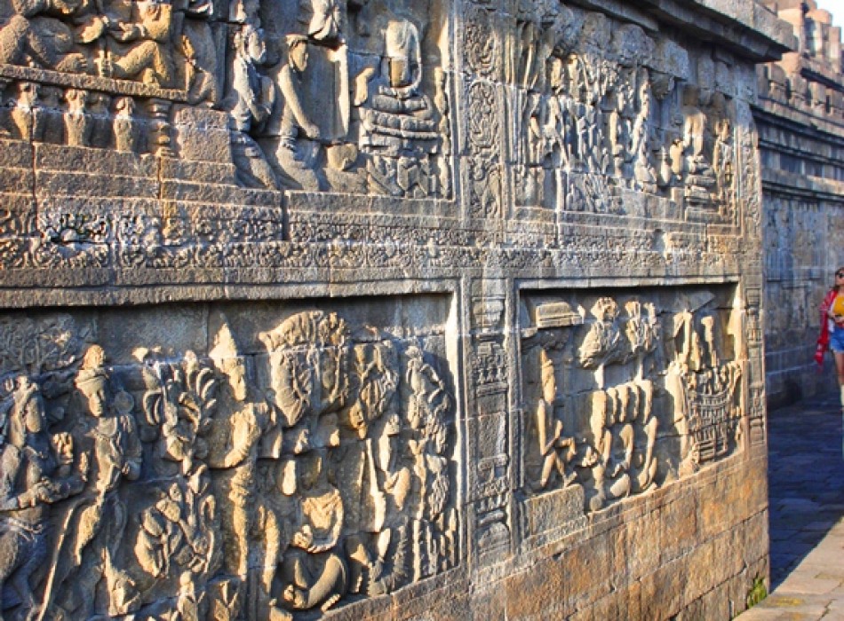 Half Day Tour: Borobudur Temple