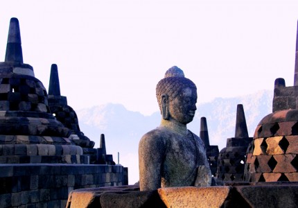 7D6N Yogyakarta Borobudur Surabaya Bromo Tours