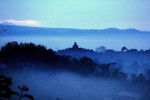 Sunrise Gazing Punthuk Setumbu Hill & Borobudur go up to the Temple