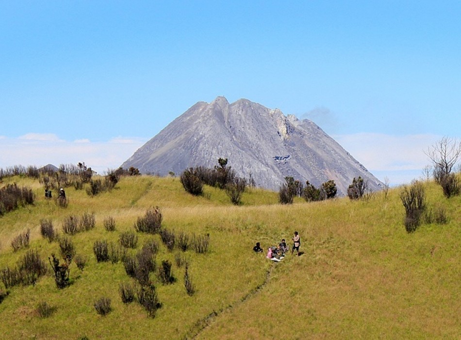 Mt Merbabu Trekking from Yogyakarta