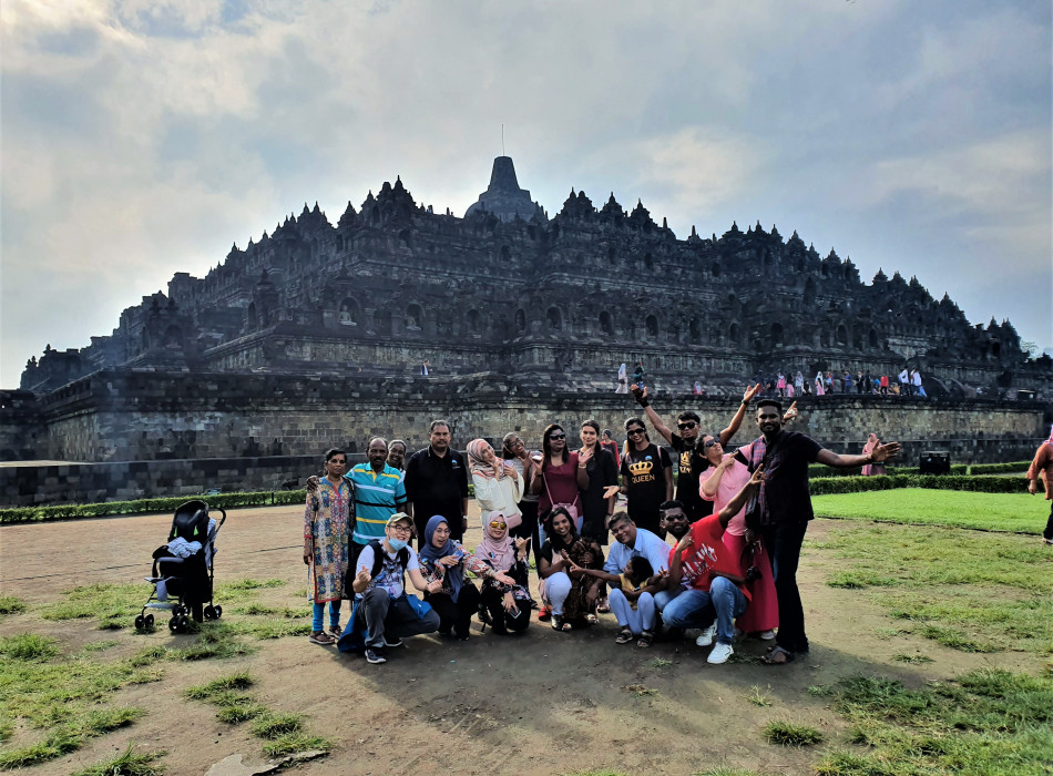 Sunrise Borobudur Selogriyo
