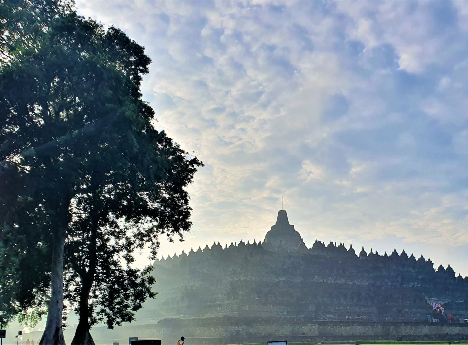 Sunrise Borobudur Selogriyo