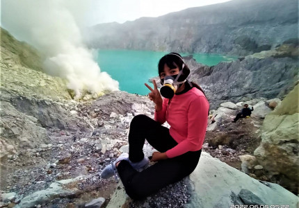 From Bali: Ijen Sunrise Gazing Return to Bali or Drop Off to Surabaya