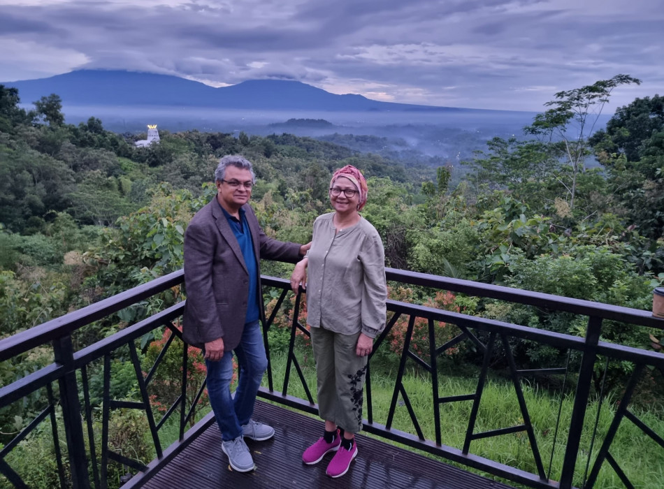 Sunrise Borobudur Selogriyo