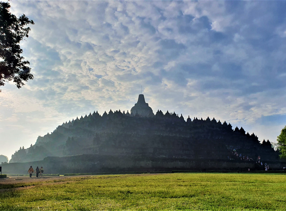 Semarang : Yogyakarta Borobudur & Prambanan 3D2N
