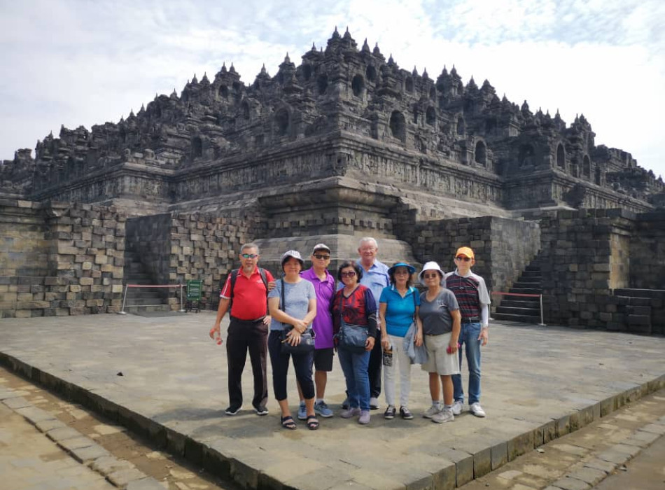Yogyakarta 2 Days Trip : Borobudur & Prambanan Temples