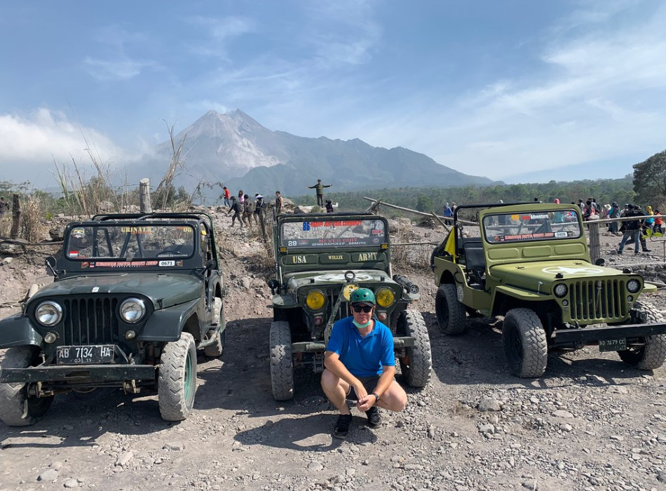 Sunrise Borobudur Merapi Jeep Tours