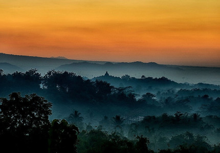 Sunrise Borobudur Selogriyo