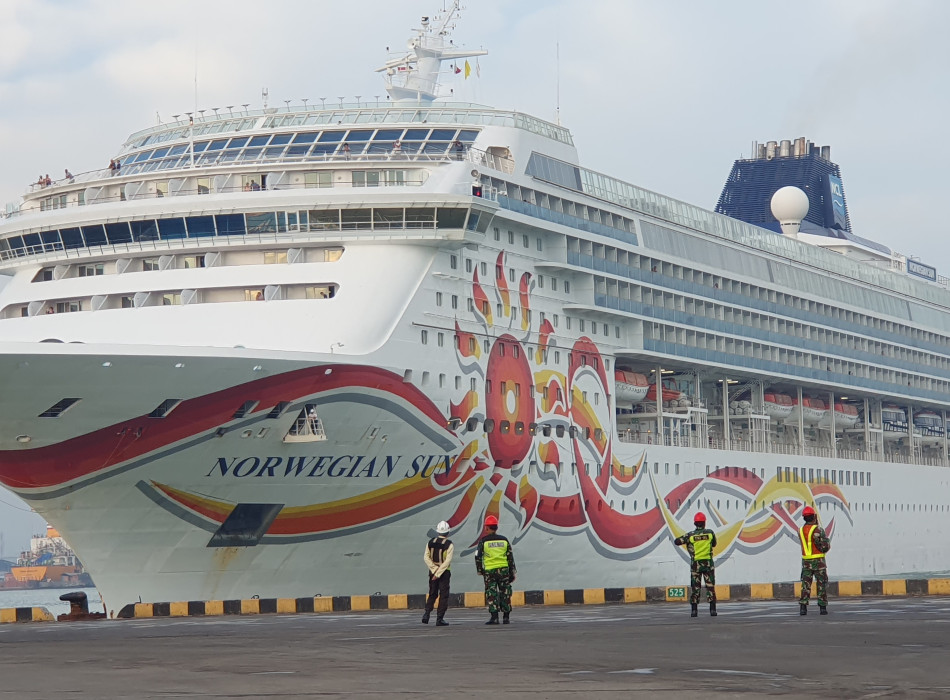 Borobudur Tour from Semarang Port