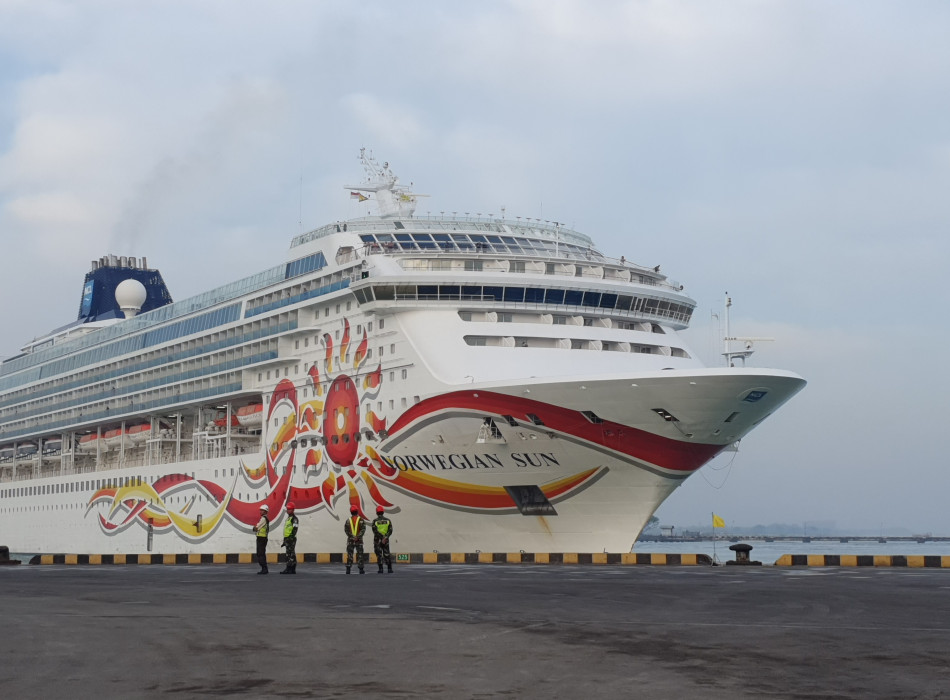 Borobudur Tour from Semarang Port